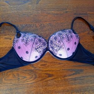 Victoria's Secret 34D pushup pink with black mesh floral design
